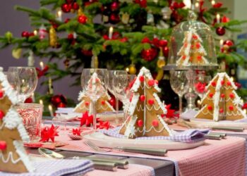 Πρωτοχρονιάτικο τραπέζι: Τα εδέσματα σε περιοχές της Ελλάδας και το εξωτερικό