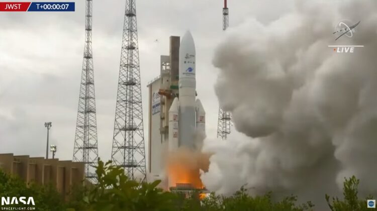 «Είμαστε μόνοι στο Σύμπαν;» – Το διαστημικό τηλεσκόπιο James Webb εκτοξεύτηκε και ψάχνει την απάντηση