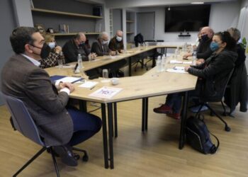 ΔΤ συνάντησης του ΔΣ της ΟΛΜΕ με τον Πρόεδρο του ΣΥΡΙΖΑ και τους Τομεάρχες Παιδείας