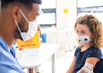 ΗΠΑ: Κρούσματα μυοκαρδίτιδας σε παιδιά που εμβολιάστηκαν κατά του κορονοϊού