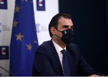 Κορονοϊός: Αναβάλλεται η ενημέρωση της Δευτέρας από το υπουργείο Υγείας