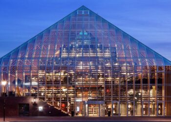 Book Mountain: Μια εντυπωσιακή βιβλιοθήκη σε μια μικρή πόλη