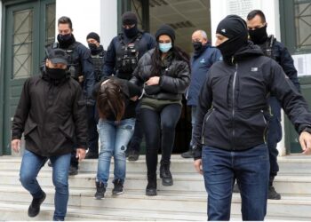 Δολοφονία 7χρονου Ανδρέα: Από κοινού κατηγορούμενοι για ανθρωποκτονία η μητέρα και ο σύντροφος