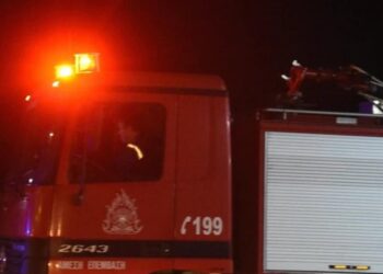 Φρίκη στη Θεσσαλονίκη: Βρέθηκαν τρία απανθρακωμένα πτώματα σε μονοκατοικία – Φόβοι και για παιδιά