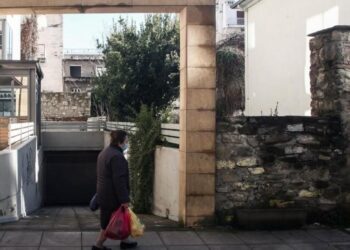 Ηλικιωμένη που έκλεψε και το σούπερ μάρκετ αρνούνταν να αποσύρει τη μήνυση: «Σκότωσα την αξιοπρέπειά μου»