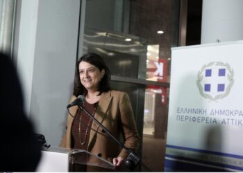 Κεραμέως για πόλεμο στην Ουκρανία: «Ξυπνούν μνήμες από τις πιο σκοτεινές σελίδες της ιστορίας»