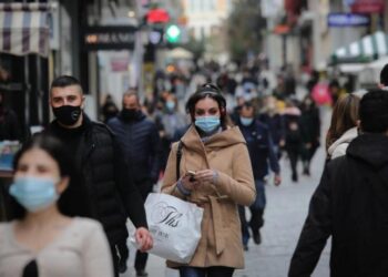 Άρση μέτρων έως τα μέσα Μαρτίου – Πιθανή αναζωπύρωση το φθινόπωρο