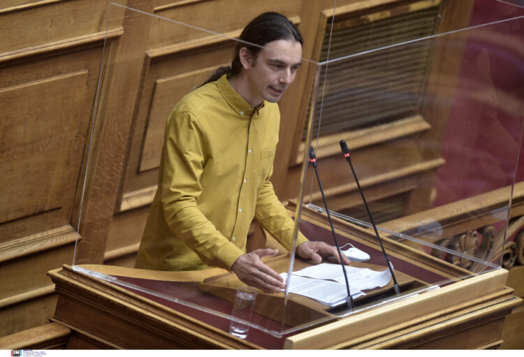 Συζήτηση στη Βουλή για αναπληρωτές: Γιατί δεν μονιμοποιούνται εφόσον καλύπτουν πάγιες ανάγκες;