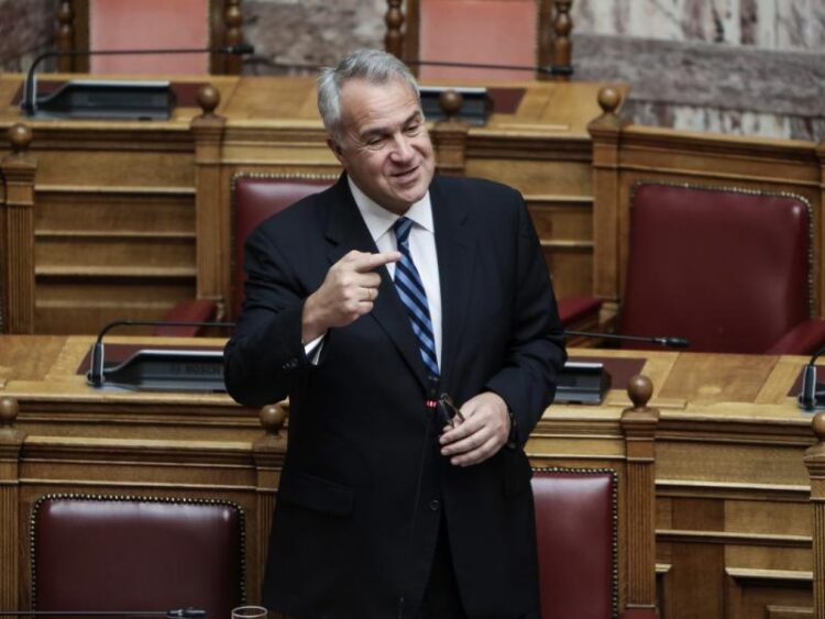 Δημόσιο: Σε εφαρμογή σύστημα πολυετούς προγραμματισμού προσλήψεων