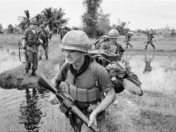 Η σφαγή του Μι Λάι: Όταν οι καλοί Αμερικανοί αφάνισαν ένα ολόκληρο χωριό με γέροντες και γυναικόπαιδα στο Βιετνάμ και μετά το αποσιώπησαν
