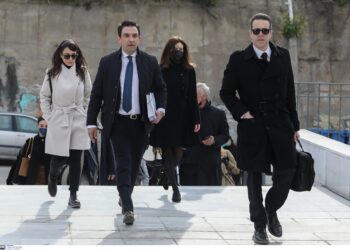 Πέτρος Φιλιππίδης: Στο δικαστήριο οι ηθοποιοί που τον καταγγέλλουν για βιασμό και δύο απόπειρες