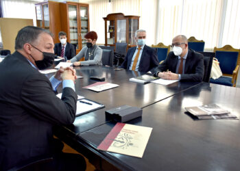 Στο Πανεπιστήμιο Μακεδονίας αντιπροσωπεία του Δ.Σ. της Παγκόσμιας Διακοινοβουλευτικής Ένωσης Ελληνισμού