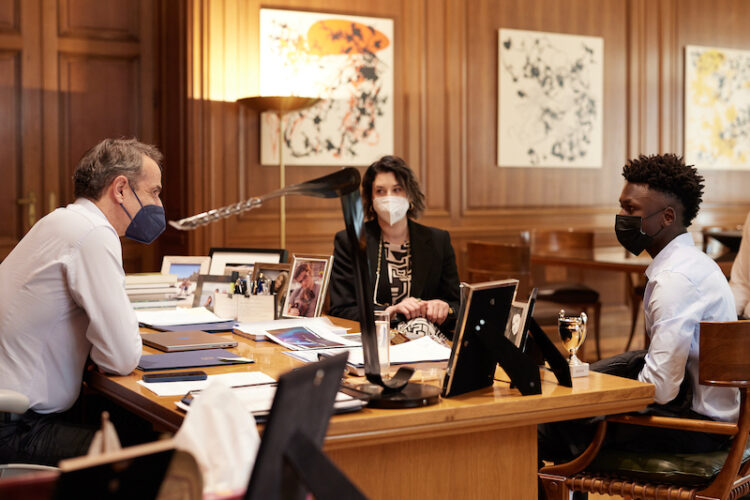 Ο πρωθυπουργός συναντήθηκε  με τον μαθητή της Γ΄Λυκείου, Σαϊντού Καμαρά