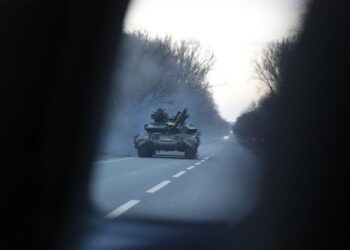 Πόλεμος στην Ουκρανία: Κατάπαυση πυρός στη Μαριούπολη για να απομακρυνθούν οι άμαχοι