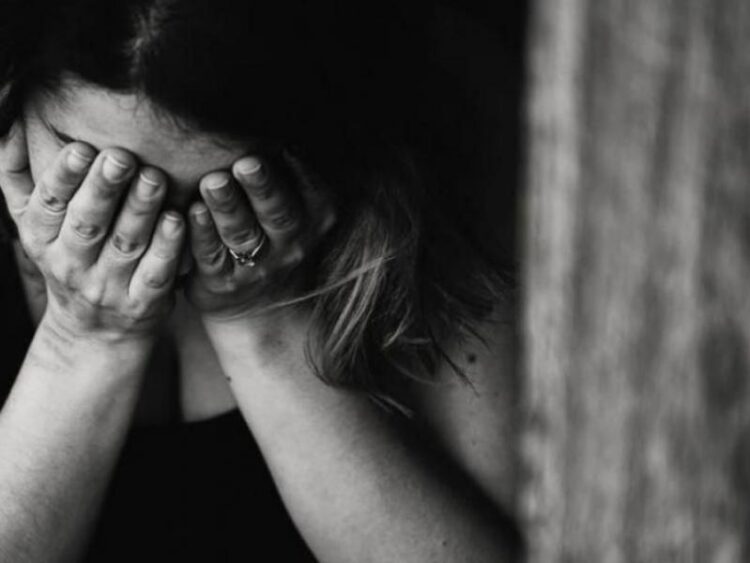 «Ο μπαμπακούλης μου»: Η συγκλονιστική έκθεση της μικρής Ιωάννας που έχασε τον πατέρα της από Covid