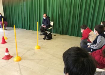 Βιωματική μάθηση και σκύλοι μπαίνουν στα σχολεία