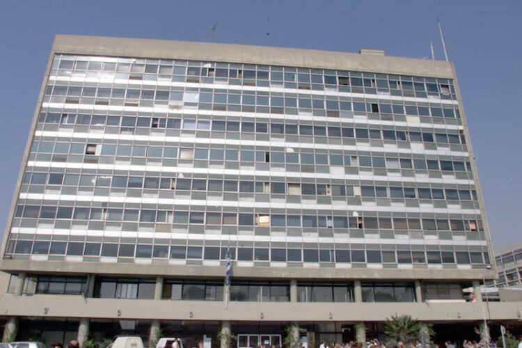 Η Σύγκλητος του ΑΠΘ για τις φήμες περί ενοποίησης των Παιδαγωγικών  ,   Ξενόγλωσσων Τμημάτων  και  ν Θεολογικών Τμημάτων