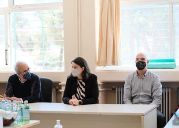 Η Ν. Κεραμέως επισκέφθηκε Γυμνάσιο στην Κηφισιά