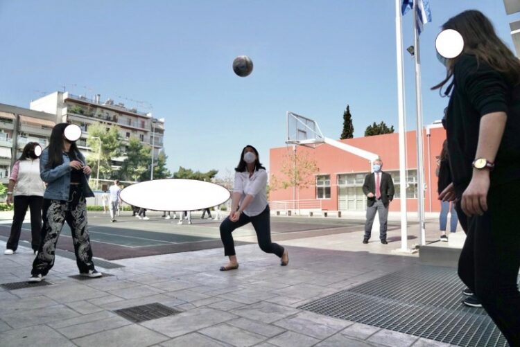 Η Ν. Κεραμέως φτιάχνει ομάδες μπάσκετ, βόλεϊ και τένις με τη συμμετοχή μαθητών και εκπαιδευτικών