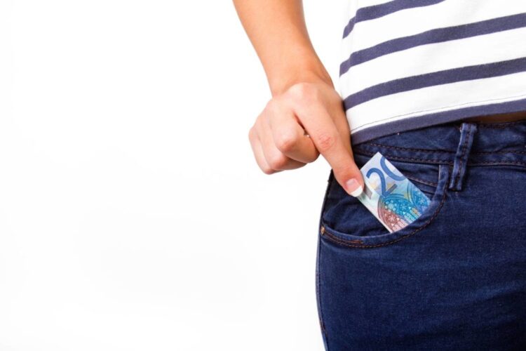 ΝΕΕΣ πληρωμές e-ΕΦΚΑ και ΟΑΕΔ: Ποιοί πληρώνονται άμεσα