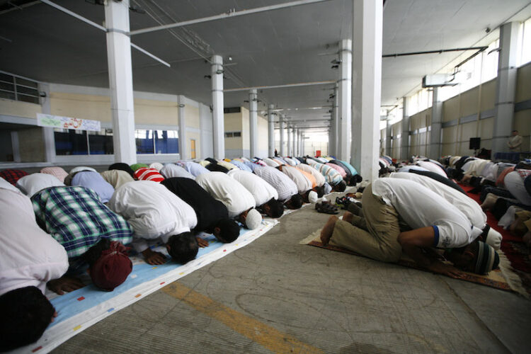 Τέλεση των θρησκευτικών καθηκόντων των μουσουλμάνων κατά το Ραμαζάνι και την εορτή της Λύσης της Νηστείας του Ραμαζανίου (Eid al Fitr)