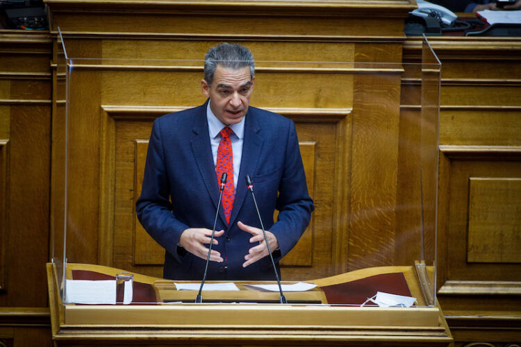 Ίδρυση νέων τμημάτων στο ΔΠΘ και νέας πανεπιστημιούπολης στο Διδυμότειχο ανακοίνωσε ο υφ. Παιδείας