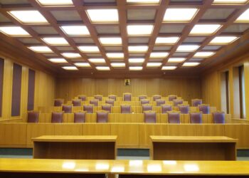 Αγωγή υπ. Παιδείας κατά ΔΟΕ και ΟΛΜΕ για την απεργία κατά τη διάρκεια των εξετάσεων της ''Ελληνικής PISA''