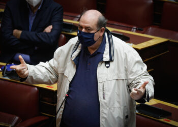 46  Βουλευτές ΣΥΡΙΖΑ κατέθεσαν τέσσερις τροπολογίες για την παιδεία