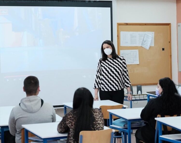 Τι συζήτησε η Ν. Κεραμέως με τους μαθητές ΕΠΑΛ Λαυρίου