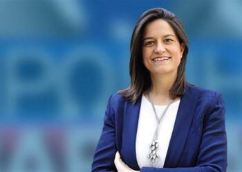 Κεραμέως: Πρώτη φορά voucher 200 ευρώ σε όλους τους εκπαιδευτικούς