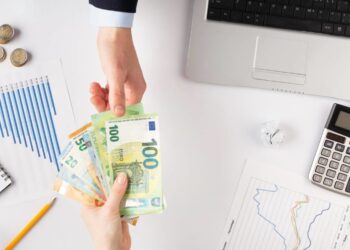 Τελικά έρχεται έκτακτο «επίδομα καλοκαιριού»;
