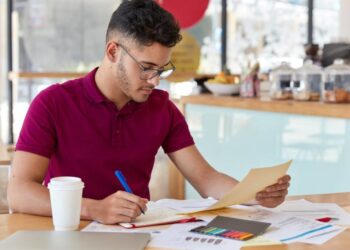 Σχολεία: Πότε κλείνουν για καλοκαίρι – Όλες οι ημερομηνίες «κλειδί»