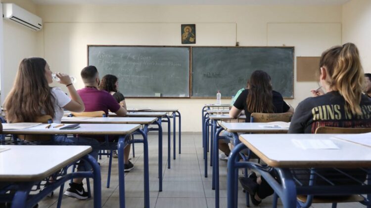 Πανελλήνιες 2022: Η διαδικασία για τους υποψήφιους των ΕΠΑΛ – Εγκύκλιος