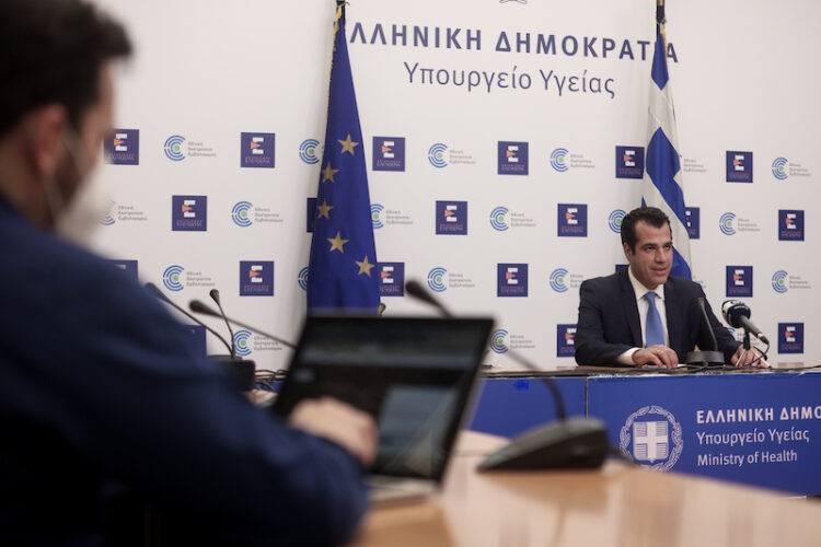 Την άλλη εβδομάδα η απόφαση  για τις μάσκες στα σχολεία