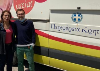 Περιφέρεια Κρήτης: Με επιτυχία στα σχολεία το πρόγραμμα πρόληψης της κινητής οδοντιατρικής μονάδας