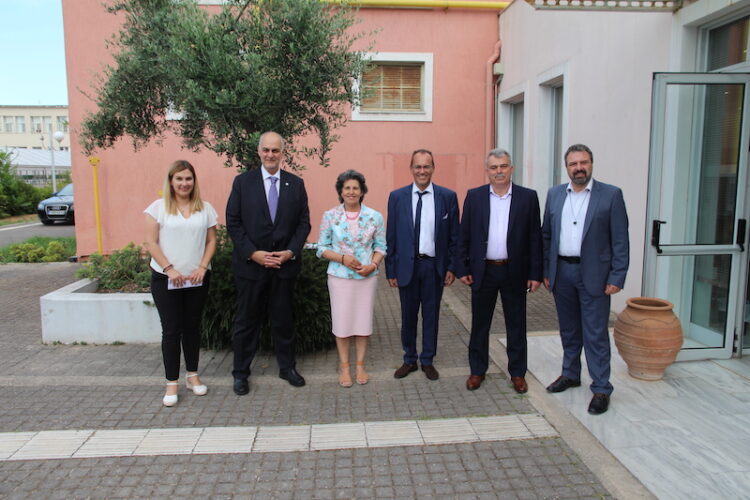 Το Γεωπονικό Πανεπιστήμιο Αθηνών χαράσσει τον οδικό χάρτη για την αντιμετώπιση της αγροδιατροφικής κρίσης και το μέλλον της ελληνικής γεωργίας