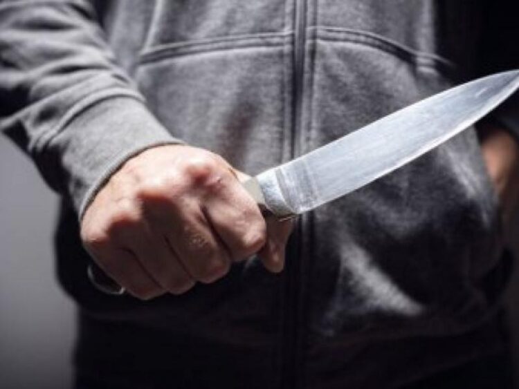 Αιματηρό επεισόδιο στο Ηράκλειο – Γρονθοκόπησαν και μαχαίρωσαν 44χρονο