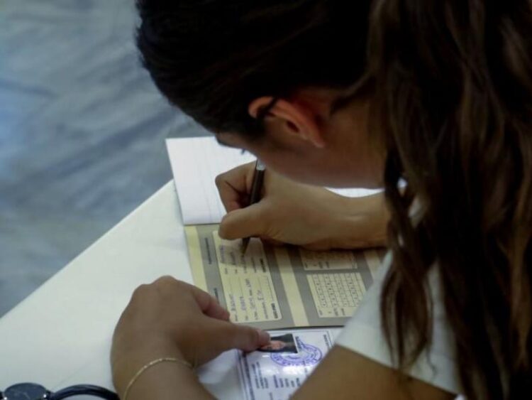 Πανελλαδικές 2022: Η δυσκολία των θεμάτων έσπειρε σε αρκετούς υποψήφιους απογοήτευση