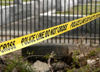 Χίος: Ηλικιωμένος βρέθηκε κρεμασμένος στο μπαλκόνι του σπιτιού του