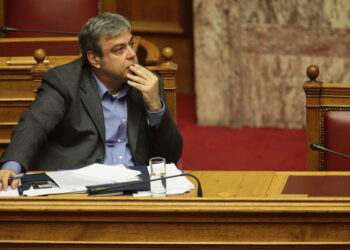 Αναβλήθηκε η ομιλία του Χρ. Βερναρδάκη για το νομοσχέδιο για τα ΑΕΙ