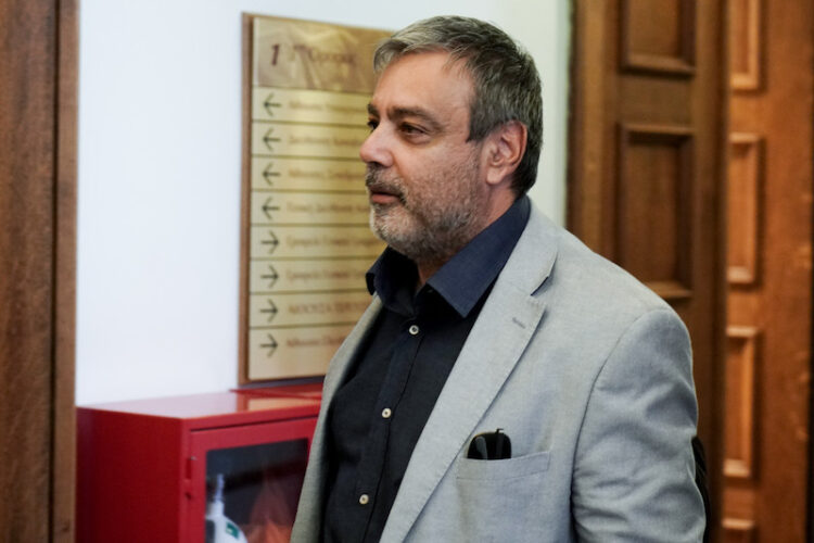Χρ. Βερναρδάκης: Είναι η Νίκη Κεραμέως η Ρούλα Πισπιρίγκου της Δημόσιας Παιδείας;