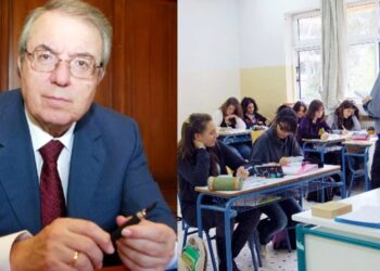 Χείμαρρος Γεώργιος Μπαμπινιώτης: «Άχρηστο το ελληνικό σχολείο. Τα παιδιά το τελειώνουν και δε θυμούνται τίποτα»