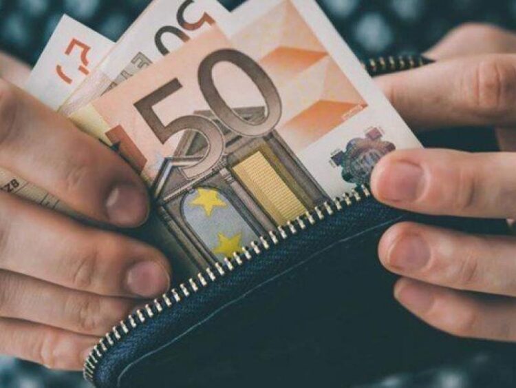 Επιδόματα και παροχές ΟΠΕΚΑ – Ποιοι θα πληρωθούν την Παρασκευή 29 Ιουλίου