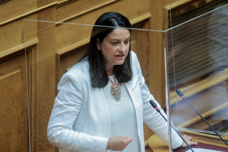 Ένταση στη Βουλή μεταξύ Ν. Κεραμέως και Βουλευτών