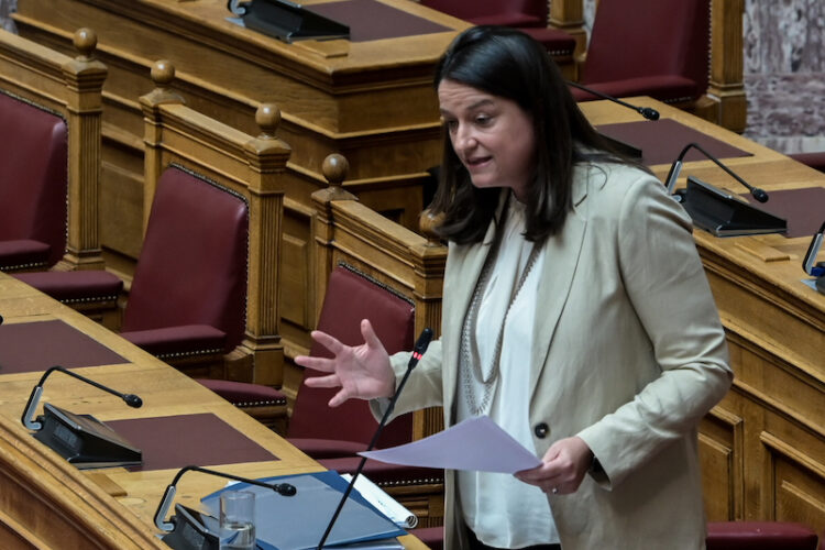 Τροπολογία “μπλοκάρει” για 3 χρόνια τους νεοδιόριστους εκπαιδευτικούς να διεκδικούν νέο διορισμό ή πρόσληψη