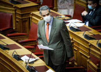 Ε. Συρίγος: Γιατί η Ακαδημία Αθηνών ζητά την επιστροφή δεδουλευμένων από τρεις πρώην συμβασιούχους εργαζομένους της