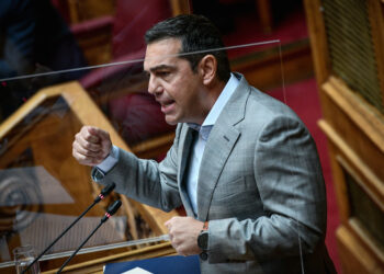 Δημόσια διαβούλευση από ΣΥΡΙΖΑ  επί του Σχεδίου Νόμου για τα ΑΕΙ με τη  συμμετοχή του Αλ. Τσίπρα