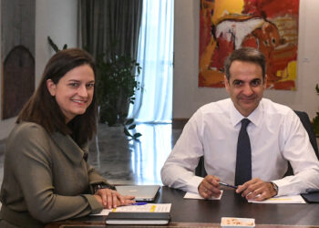 Κυβερνητικό “πράσινο φως” για 500 νέες θέσεις μελών ΔΕΠ και διοικητικών στα ΑΕΙ έλαβε η Ν. Κεραμέως