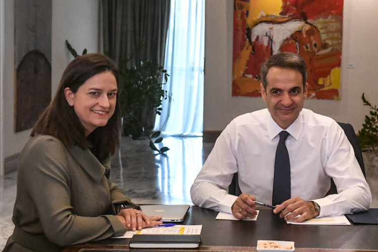 Κυβερνητικό “πράσινο φως” για 500 νέες θέσεις μελών ΔΕΠ και διοικητικών στα ΑΕΙ έλαβε η Ν. Κεραμέως