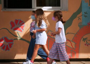 Ανατροπή με τις μάσκες στα σχολεία – Πότε θα πρέπει να φοράνε οι μαθητές